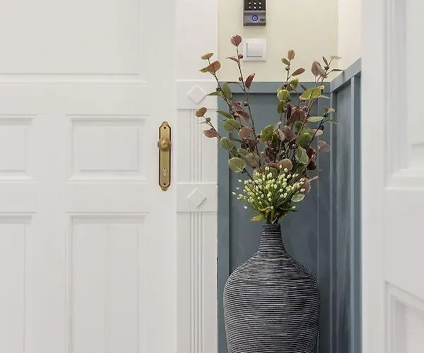 Gellert *